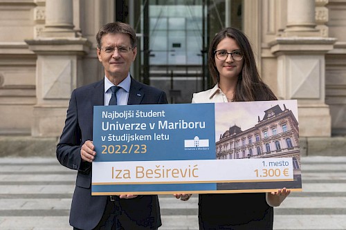 Najboljša študentka Univerze v Mariboru je Iza Beširević s Pravne fakultete Univerze v Mariboru
