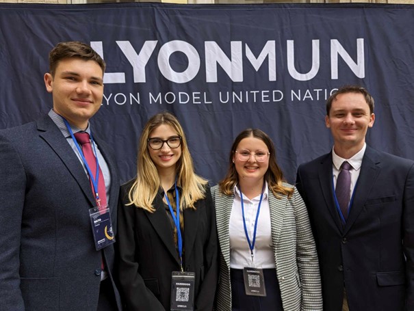 Delegacija Pravne fakultete Univerze v Mariboru se je udeležila 11. tekmovanja LyonMUN v Franciji