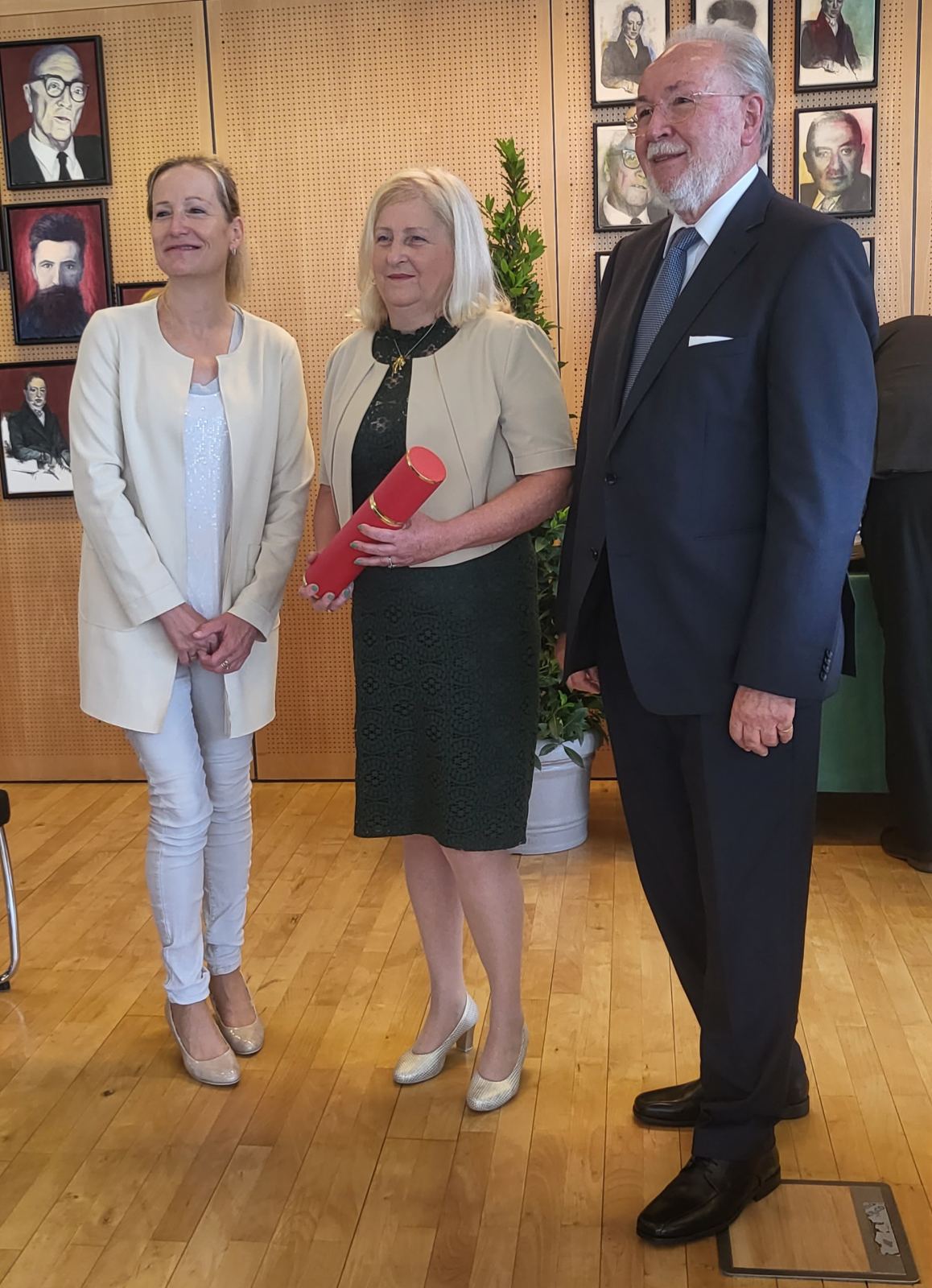 PROF. DR. DR. H. C. MULT. VESNA RIJAVEC RECEIVES HONORARY DOCTORATES FROM THE FACULTY OF LAW, UNIVERSITY OF GRAZ AND UPPSALA UNIVERSITY, SWEDEN!
