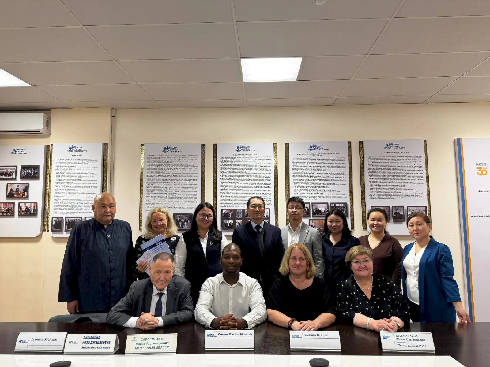 Prof. dr. Suzana Kraljić, doc. dr. Cocou Marius Mensah in Jasmina Klojčnik na Pravni fakulteti L. N. Gumilyov Euroasian National University (ENU)