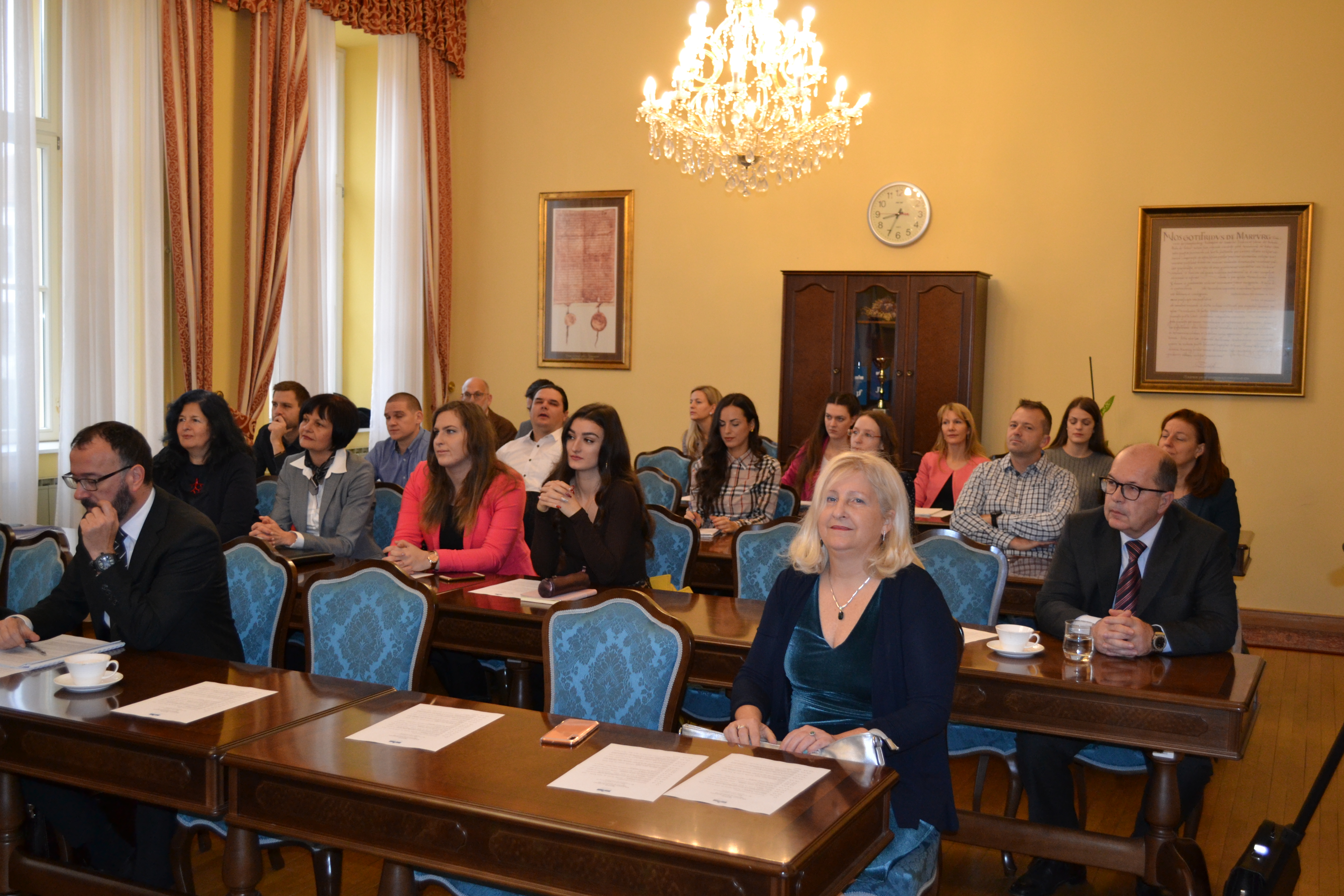 XVII. posvet Pravo in ekonomija: Poslovna skrivnost XVII. posvet Pravo in ekonomija: Poslovna skrivnost