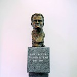 Portret zaslužnega profesorja dr. Vaneka Šiftarja