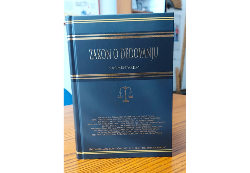 Fotografija knjige Zakon o dedovanju s komentarjem Fotografija knjige Zakon o dedovanju s komentarjem