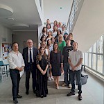 Prof. Hojnik and Students at the International Summer School of European Law at the Faculty of Law in Rijeka - Slika 2