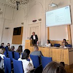 Doc. dr. Gregor Drnovšek, odvetnik specialist za področje gospodarskega prava
