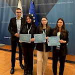 Doc. dr. Aljoša Polajžar, Nia Slana, Nina Sumrak, Marija Tmušić
